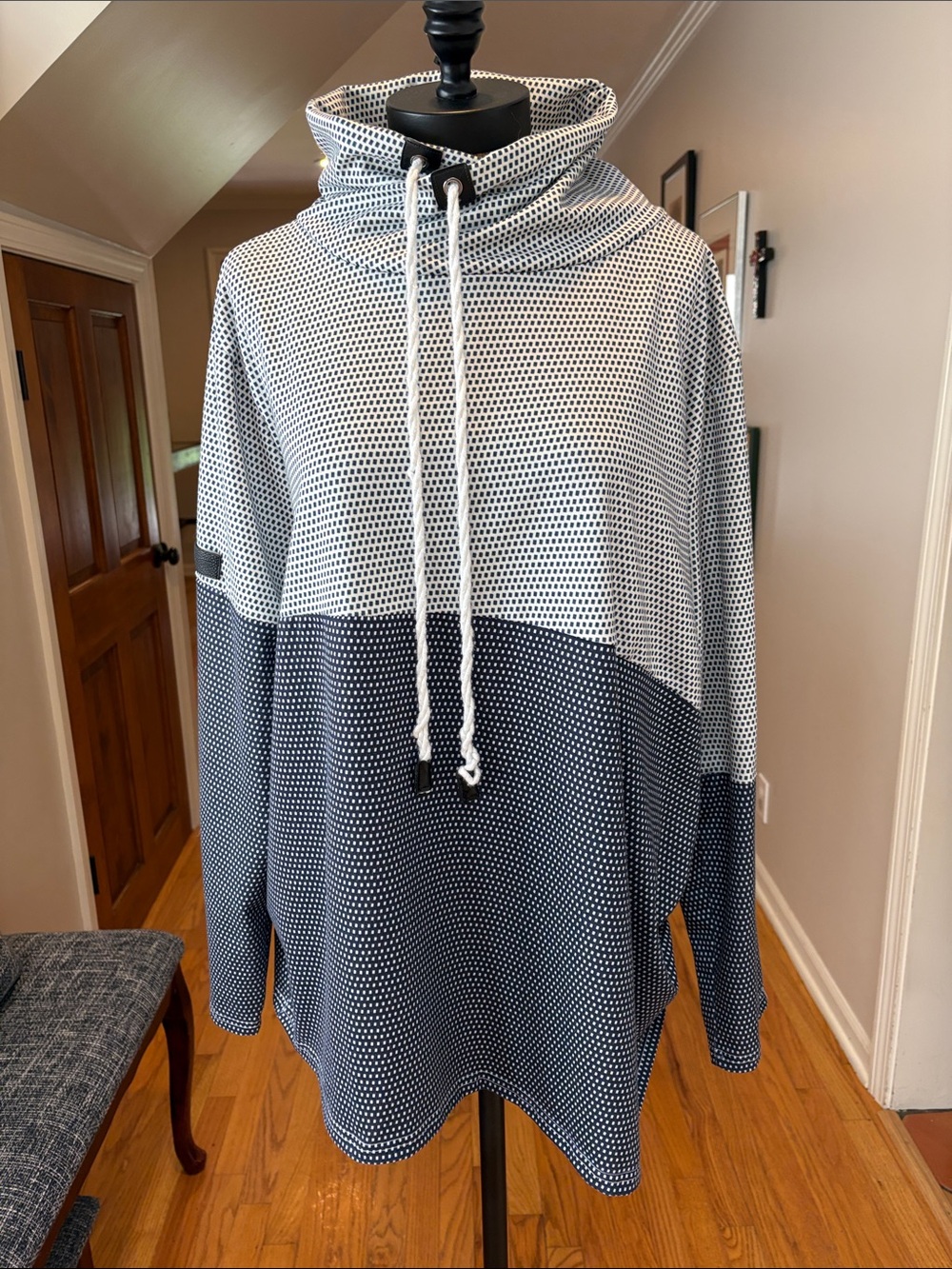 Women’s Two-Tone Navy and White Pullover Funnel Neck Shirt.
